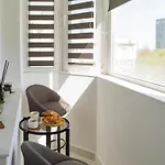 Cr Aviatiei Business Center Διαμέρισμα