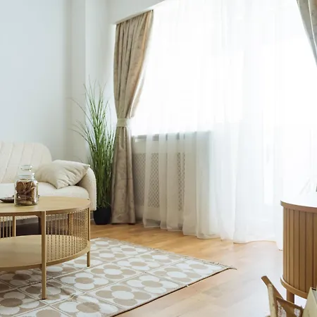 Cr Aviatiei Business Center דירה *