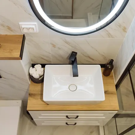 Cr Aviatiei Business Center בוקרשט