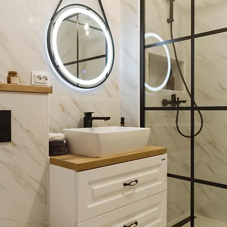 Cr Aviatiei Business Center * Бухарест