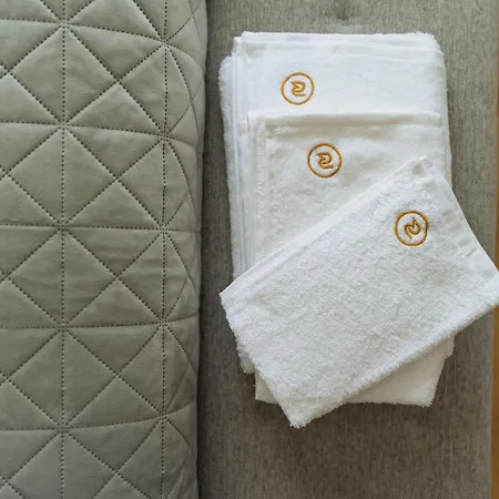 Cr Aviatiei Business Center Апартаменты *