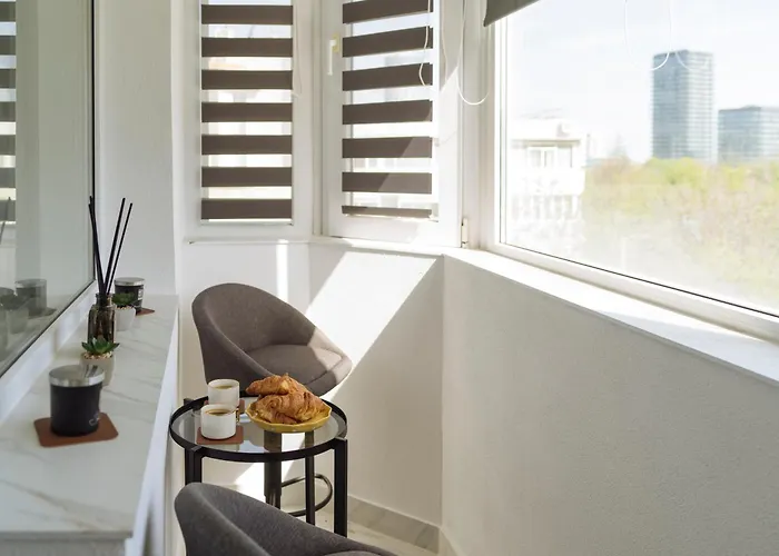 Cr Aviatiei Business Center Apartment
