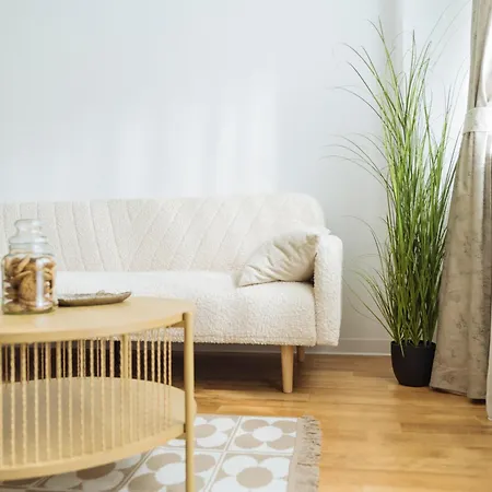 Apartman Cr Aviatiei Business Center