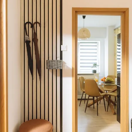 Cr Aviatiei Business Center Apartman *