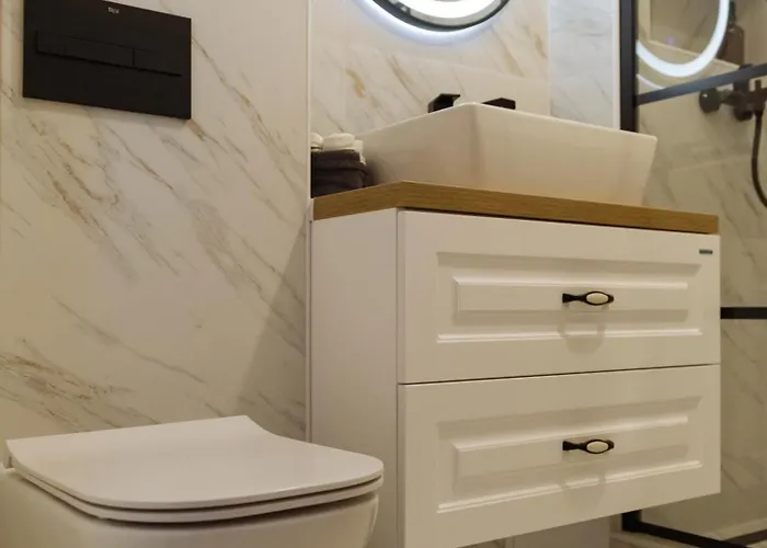 Апартаменти Cr Aviatiei Business Center