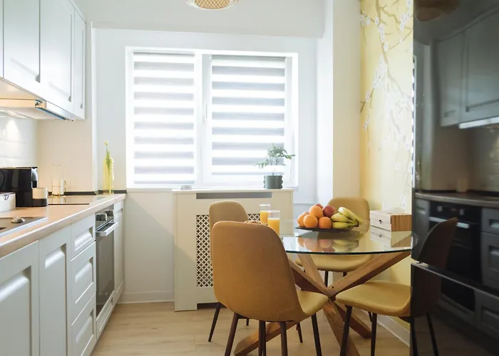 Cr Aviatiei Business Center Апартаменти